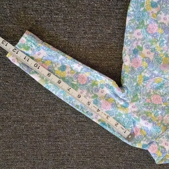 💐Carter's💐 - Multicolor Floral Poplin Button Down Top - Picture 11 of 11